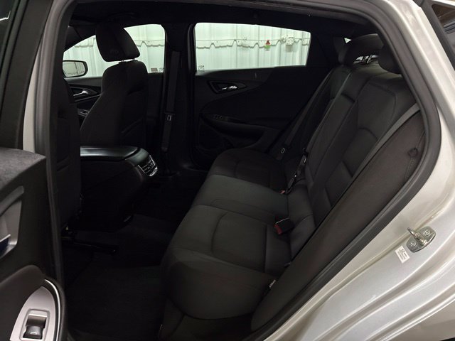 Used 2022 Chevrolet Malibu LT FWD image 13