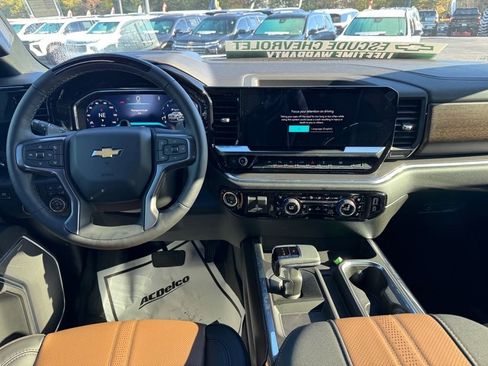 New 2026 Chevrolet Silverado 1500 High Country AWD/4WD image 11