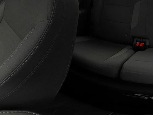Used 2025 Chevrolet Silverado 1500 LT RWD image 12