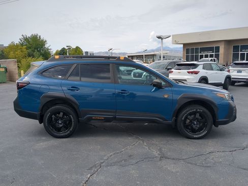 Used 2022 Subaru Outback Wilderness w/ Wilderness Package AWD/4WD image 7