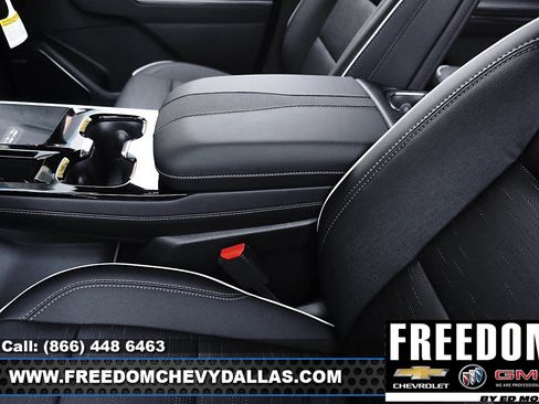 New 2026 Buick Enclave Sport Touring w/ Power Package FWD image 35