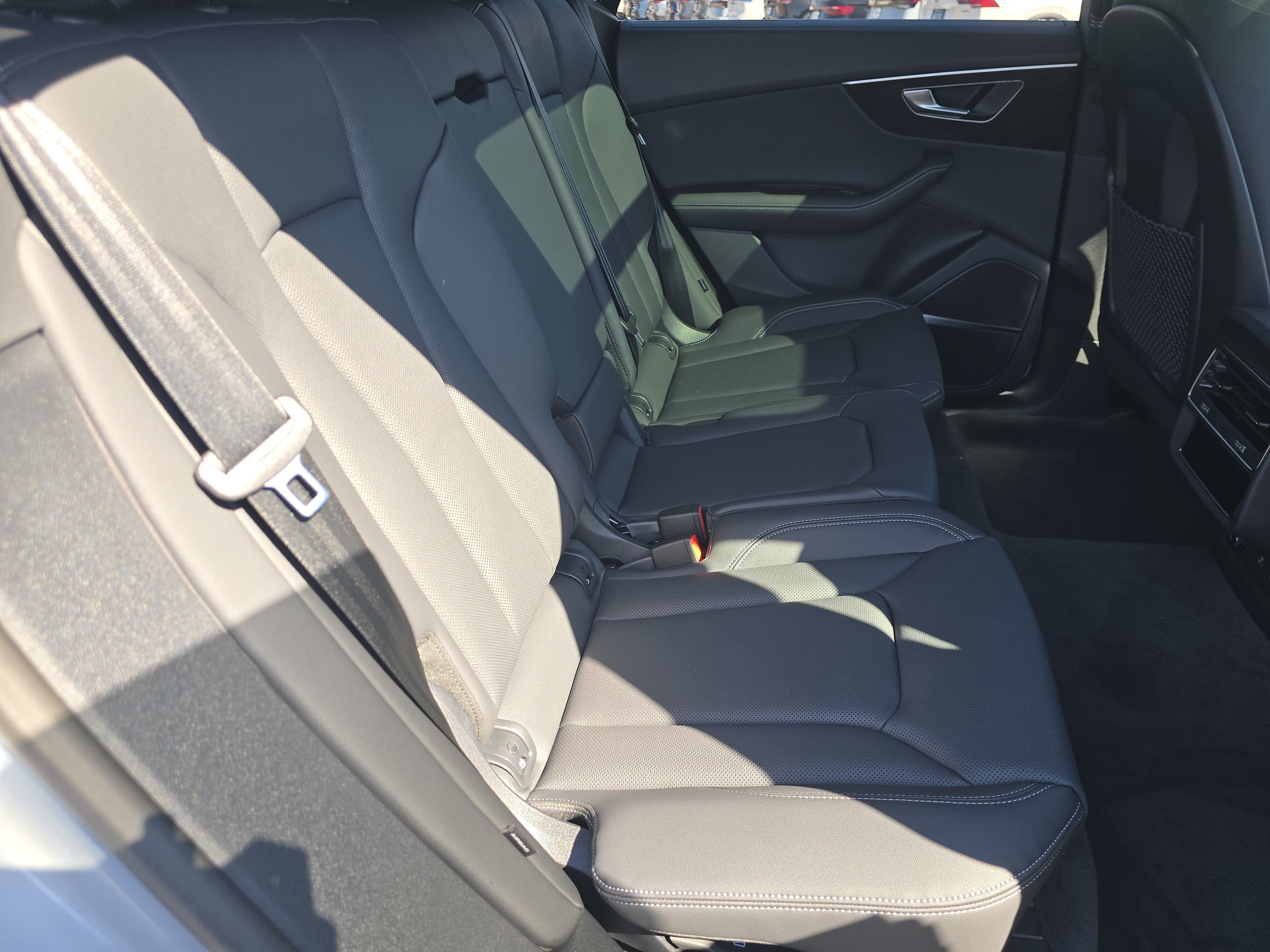 New 2027 Audi Q8 Premium Plus AWD/4WD image 17
