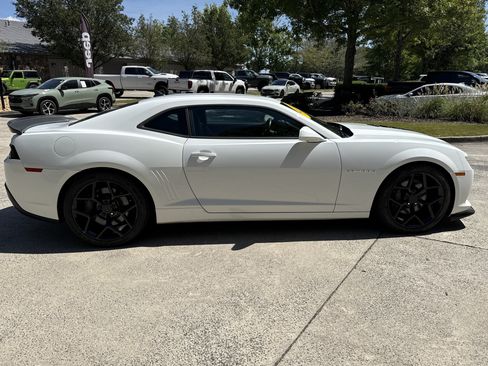 Used 2015 Chevrolet Camaro SS w/ Rear Vision Package RWD image 8