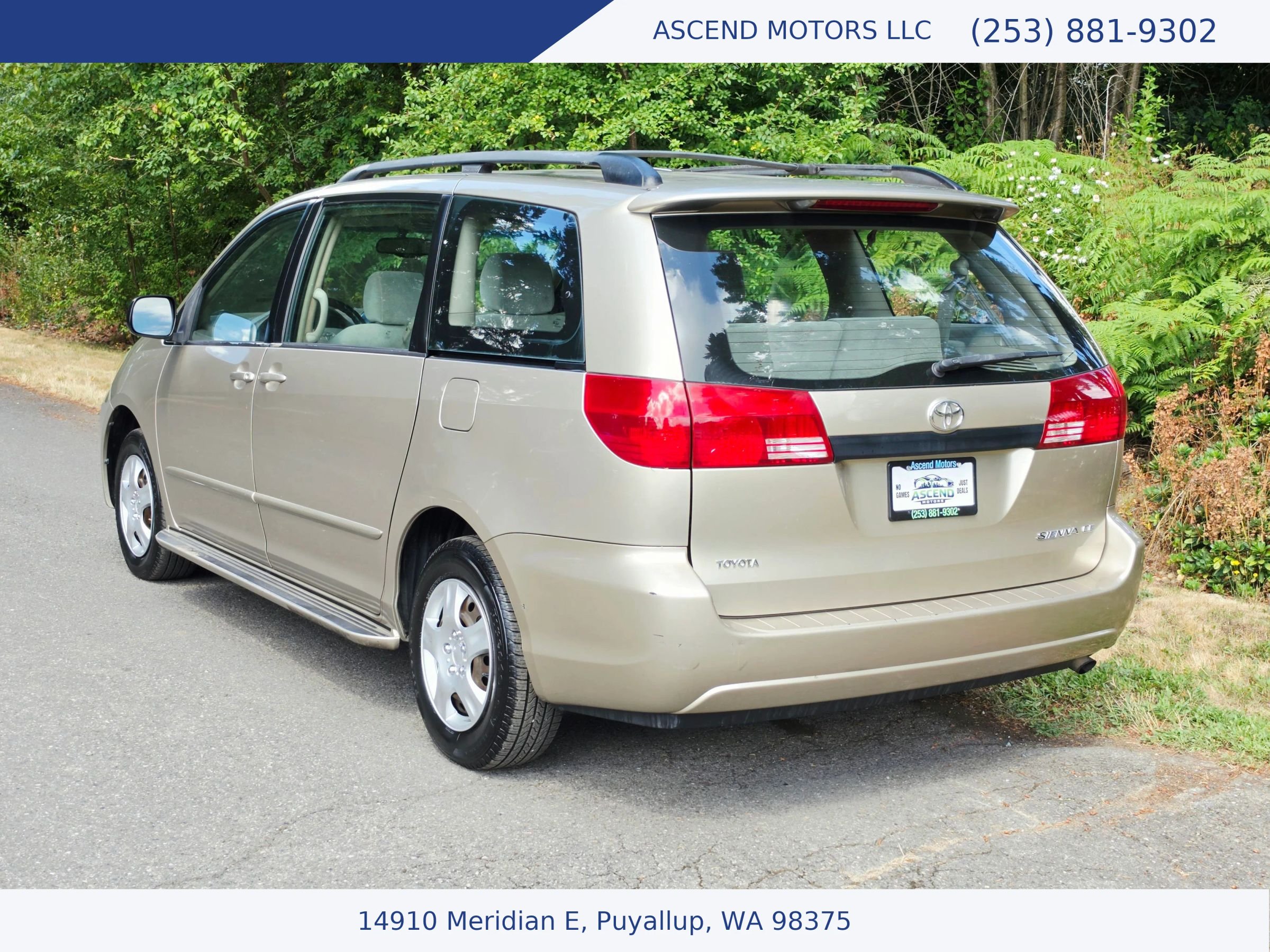 Used 2004 Toyota Sienna CE w/ XE Pkg 2 FWD image 3