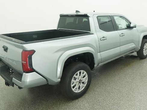 New 2026 Toyota Tacoma SR5 image 12