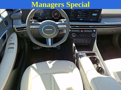 Used 2024 Hyundai Sonata SEL FWD image 11