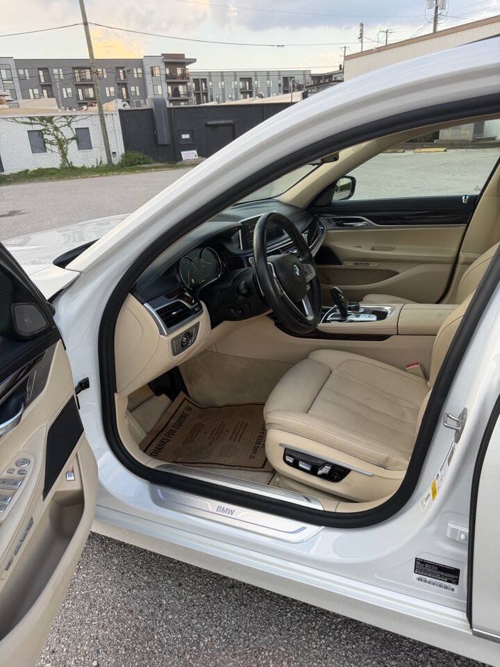 Used 2017 BMW 740i RWD image 25