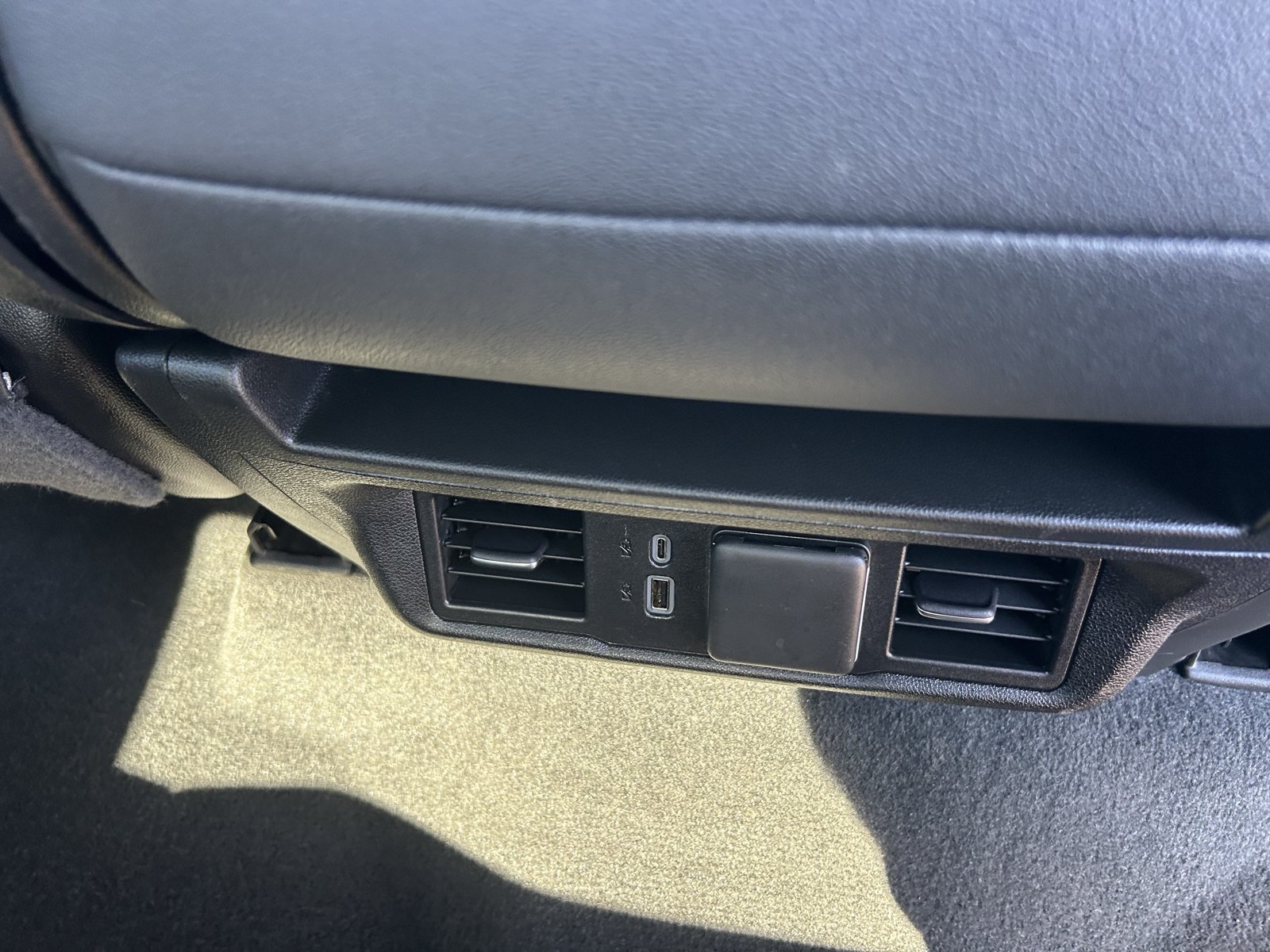 Certified 2025 GMC Sierra 1500 SLT RWD image 14