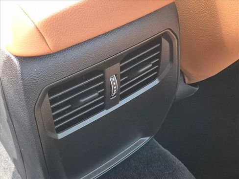 Used 2026 BMW M440i Coupe RWD image 15
