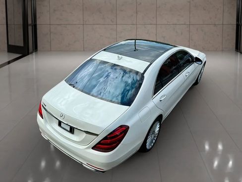 Used 2018 Mercedes-Benz S 560 Sedan image 13