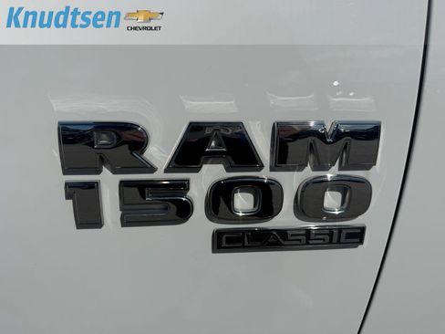Used 2023 RAM 1500 Classic SLT image 10