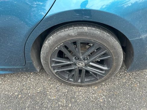 Used 2025 Toyota Camry SE FWD image 28