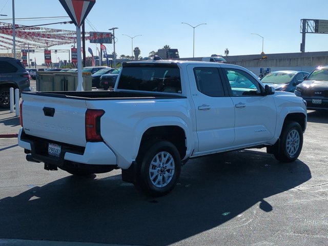 Used 2026 Toyota Tacoma SR5 AWD/4WD image 8