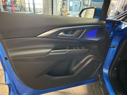 Used 2024 Chevrolet Equinox EV LT image 9