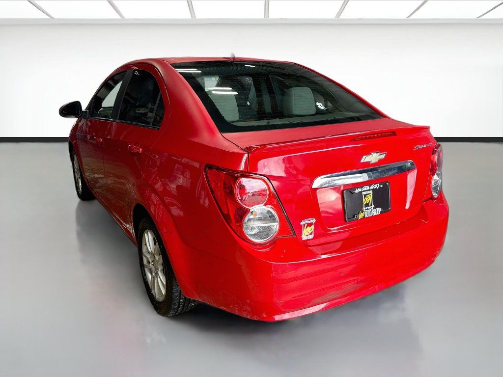 Used 2013 Chevrolet Sonic LT w/ Wheels and Fog Lamp Package FWD image 7