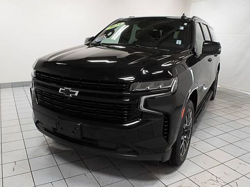Certified 2023 Chevrolet Suburban RST w/ Luxury Package AWD/4WD image 1