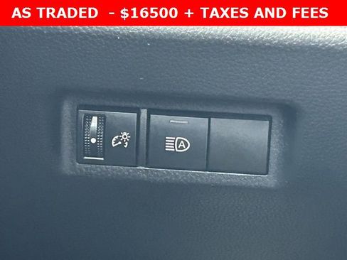 Used 2021 Toyota RAV4 XLE image 20