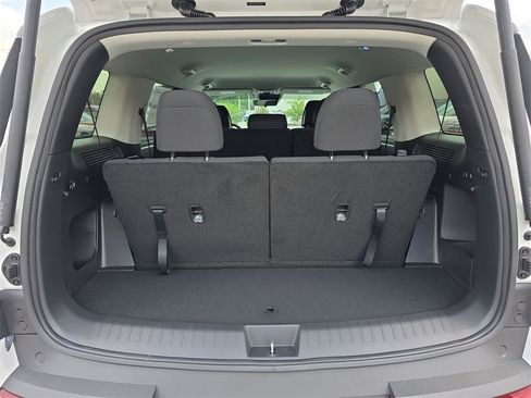 New 2026 Hyundai Santa Fe SE image 17