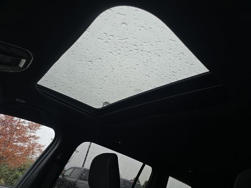 New 2025 Jeep Grand Cherokee L Laredo w/ Luxury Tech Group I image 2