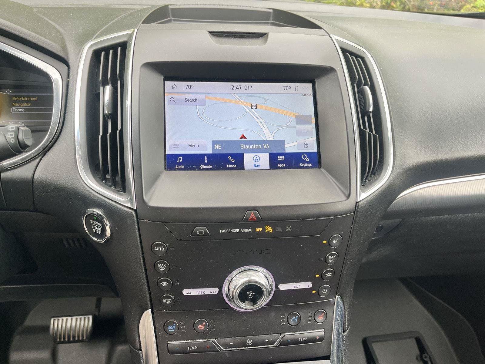 Used 2020 Ford Edge Titanium w/ Equipment Group 301A AWD/4WD image 20