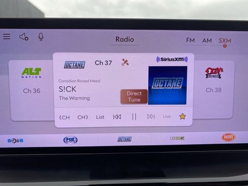 Used 2025 Genesis GV80 2.5T image 25