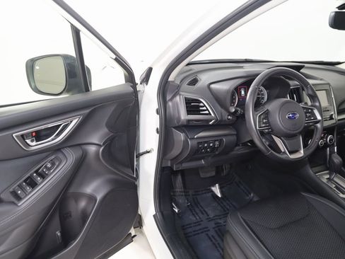 Used 2023 Subaru Forester Premium image 46