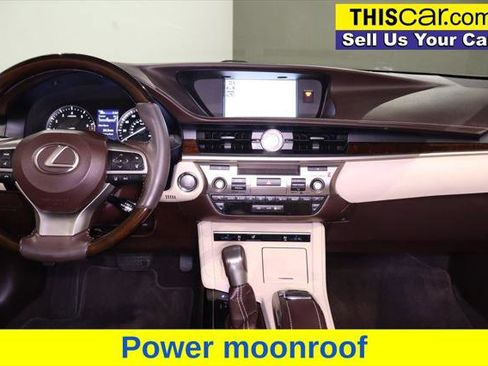 Used 2017 Lexus ES 350 w/ Navigation System Package image 20