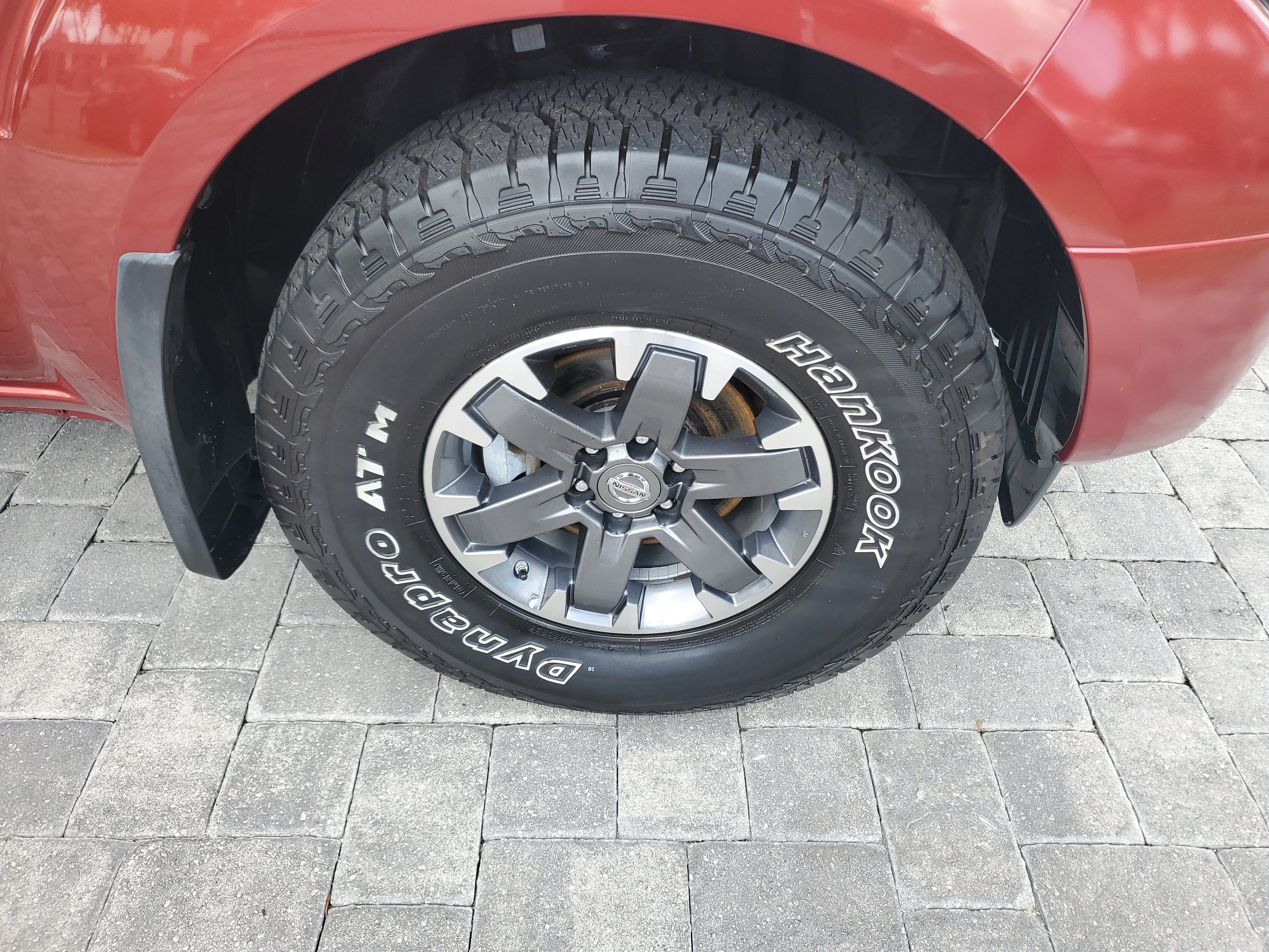 Used 2018 Nissan Frontier 4x4 Crew Cab image 7