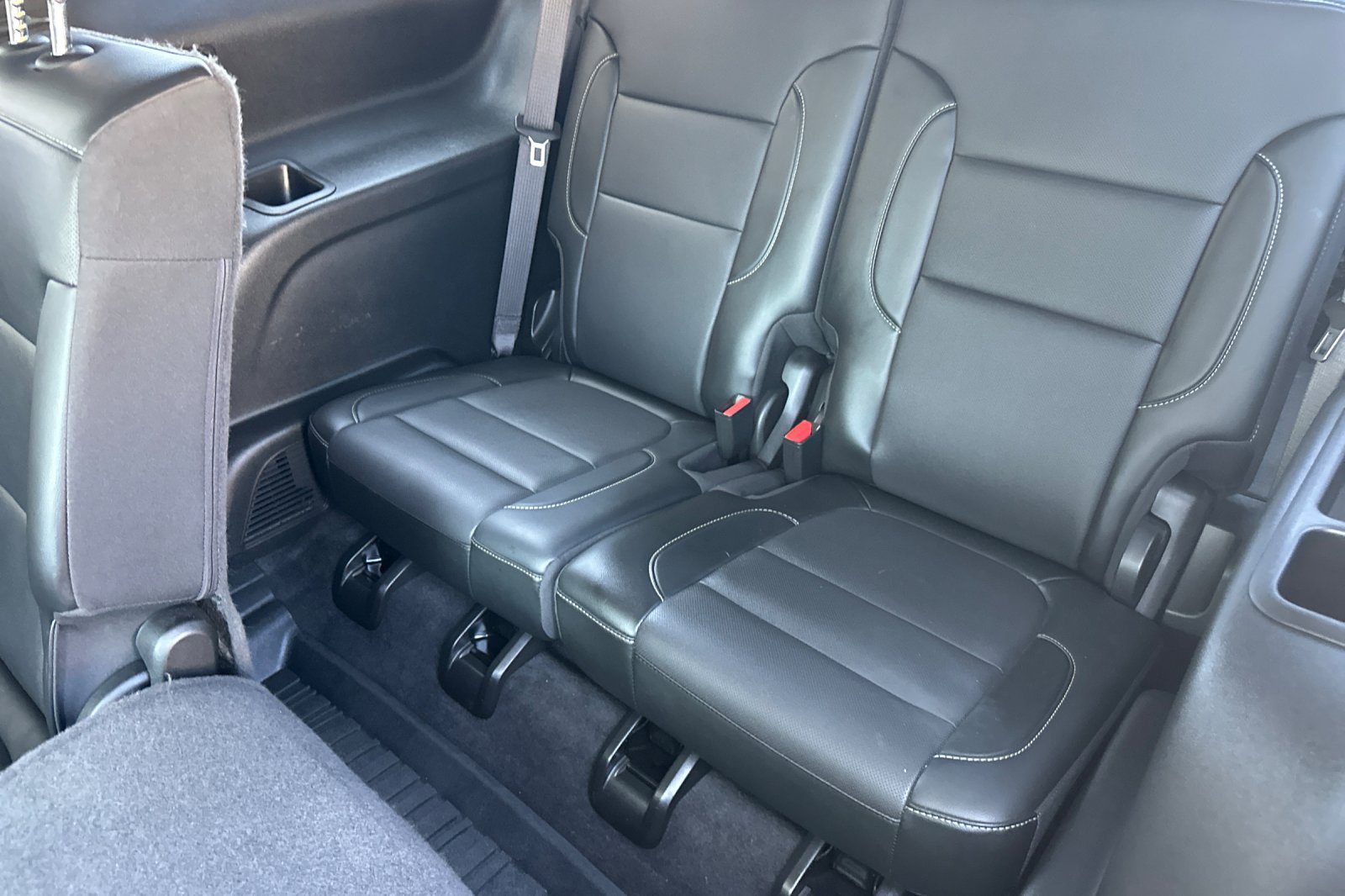 Used 2021 GMC Acadia SLT w/ Elevation Edition FWD image 15