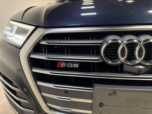 Used 2018 Audi SQ5 Prestige w/ Prestige Package image 10