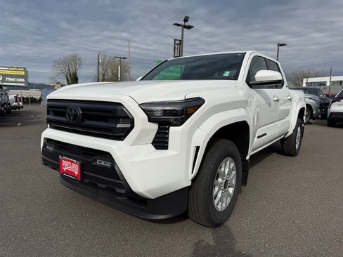 New 2025 Toyota Tacoma SR5 AWD/4WD image 4