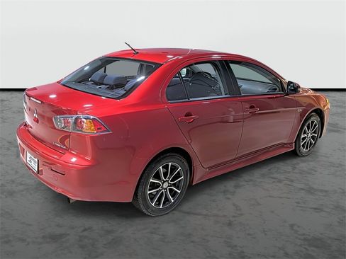 Used 2017 Mitsubishi Lancer Sedan image 4