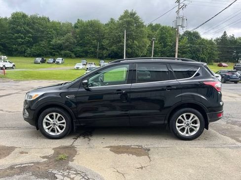 Used 2018 Ford Escape SE AWD/4WD image 9