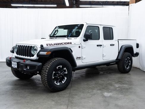 New 2026 Jeep Gladiator Rubicon image 3