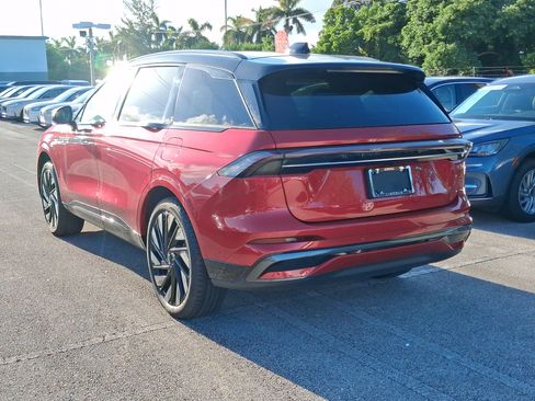 Certified 2024 Lincoln Nautilus Reserve w/ Jet Appearance Package (87T) AWD/4WD image 3