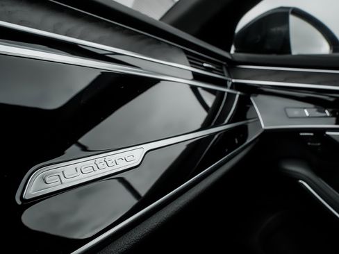 New 2025 Audi A8 L 3.0T image 19