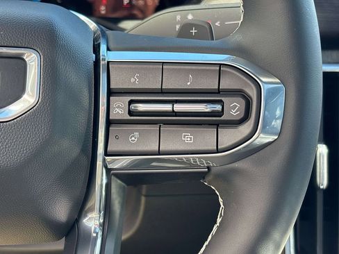 New 2026 GMC Acadia Denali w/ Super Cruise Package AWD/4WD image 13