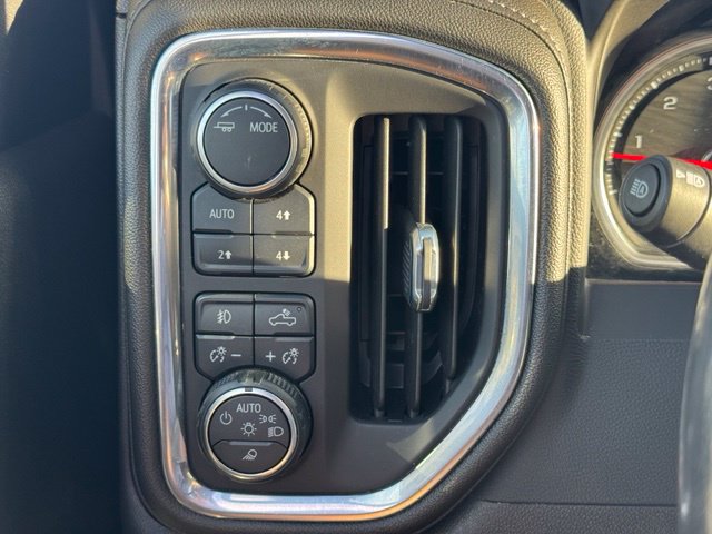 Used 2021 Chevrolet Silverado 1500 High Country w/ Safety Package II AWD/4WD image 39