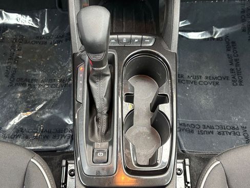 Used 2025 Chevrolet TrailBlazer LT w/ Driver Confidence Package image 37