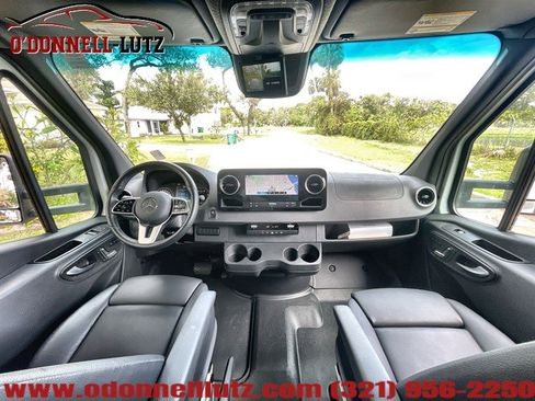 Used 2020 Mercedes-Benz Sprinter 3500 image 23