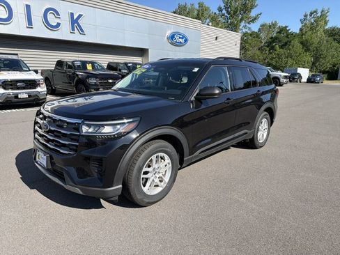 Certified 2026 Ford Explorer Active AWD/4WD image 1