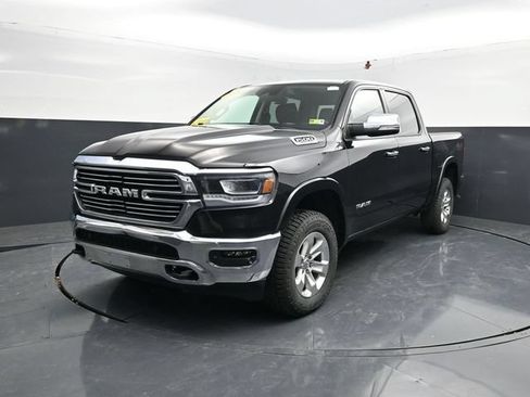 Used 2022 RAM 1500 Laramie AWD/4WD image 3