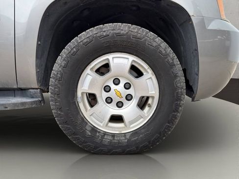 Used 2009 Chevrolet Tahoe LT w/ Convenience Package AWD/4WD image 36