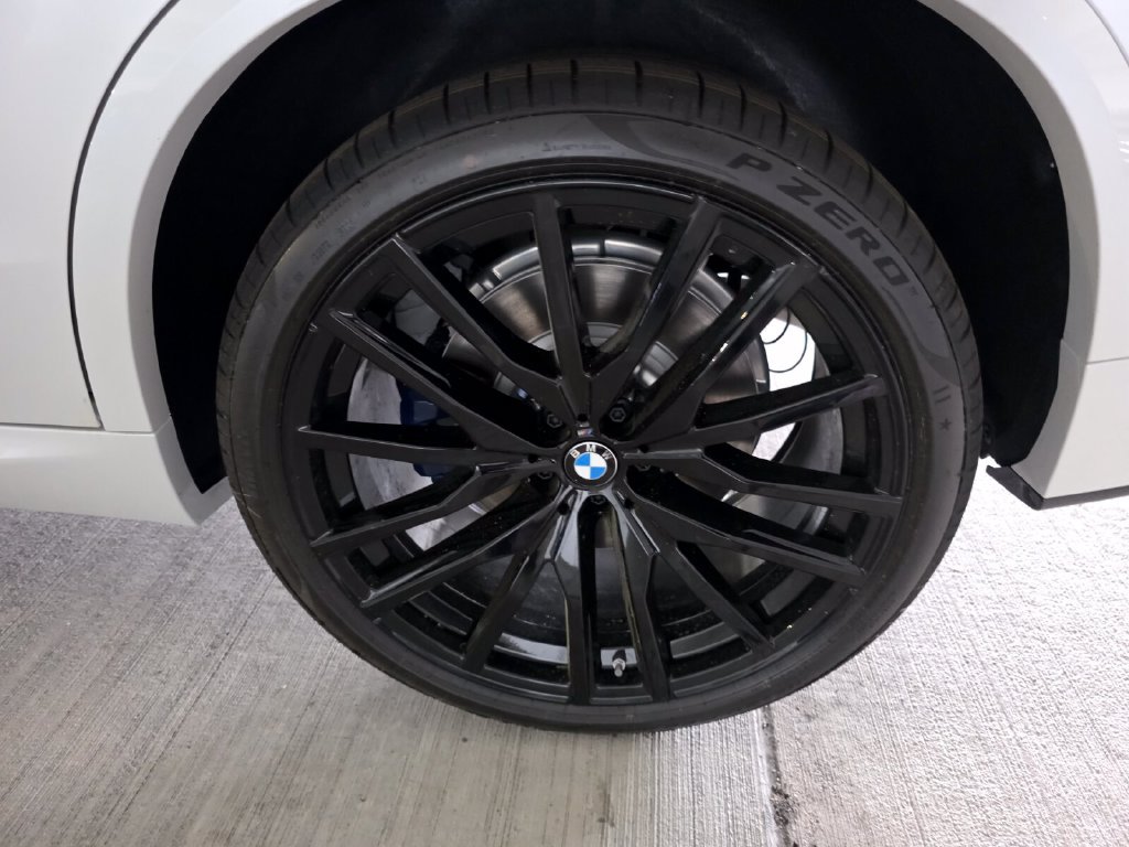 New 2026 BMW X5 M60i AWD/4WD image 6