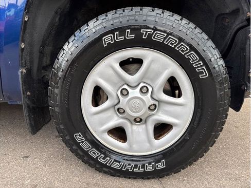 Used 2015 Toyota Tundra SR5 w/ Tow Package image 22