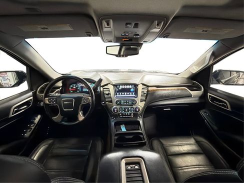 Used 2019 GMC Yukon XL Denali w/ Denali Ultimate Package AWD/4WD image 29