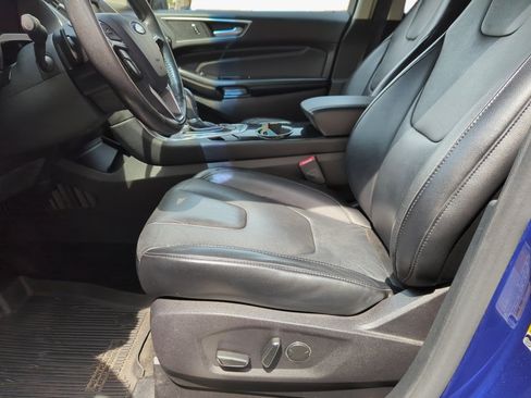 Used 2015 Ford Edge Titanium w/ Technology Package AWD/4WD image 11