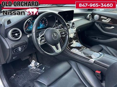 Used 2020 Mercedes-Benz GLC 300 4MATIC w/ Multimedia Package image 17