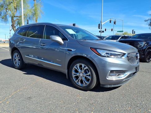Used 2021 Buick Enclave Avenir w/ Avenir Technology Package image 3