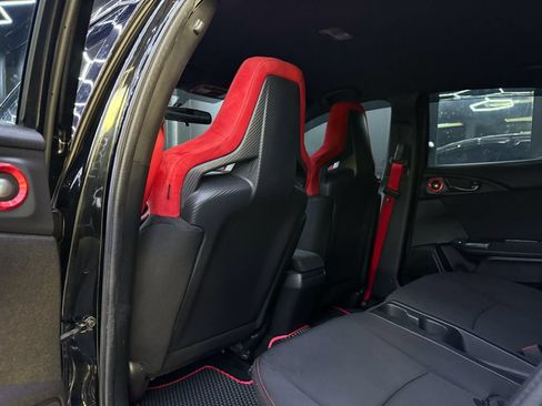 Used 2017 Honda Civic Type R image 16